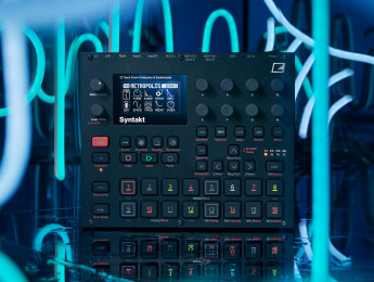 Elektron presenta Syntakt: 12 pistas de ritmo y síntesis en formato Digitakt