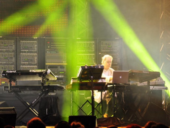 Klaus Schulze, pionero de la electrónica, fallece a los 74 años
