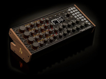 Enjoy Electronics The Godfather, un procesador multiefectos de 4 canales semimodular