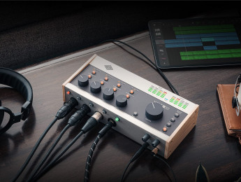 UA Volt 476P y Volt 4, más madera de Universal Audio para la guerra de interfaces