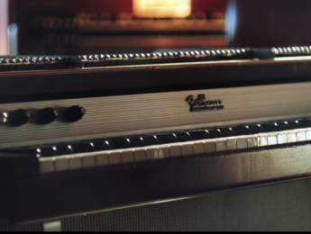 Fender Rhodes 73 gratis con Spitfire LABS Vintage Keys