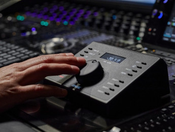 Genelec anuncia la plataforma UNIO y el controlador de monitores 9320A