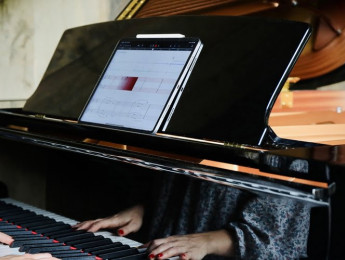StaffPad Piano Capture: notación automática del piano a la tableta basada en IA