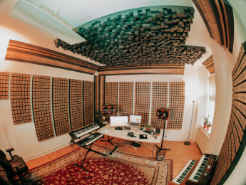 Configura la acústica de tu espacio con t.akustik