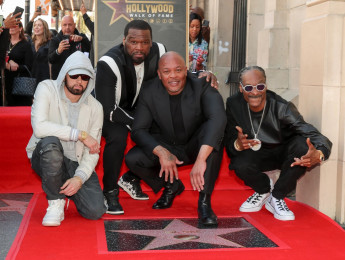 Dr. Dre recibe su estrella en el Paseo de la fama de Hollywood, y Jimmy Kimmel le dedica este divertido sketch