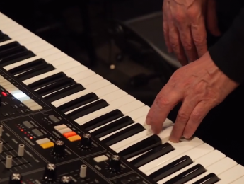 Moog Muse, vídeo del nuevo sinte por Mike Dean en Instagram