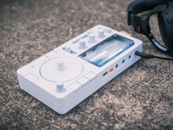 Drift DJ Zero, un sistema de DJing de dos canales autónomo ultraportáil