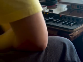 Tame Impala Telepathic Instruments, ¿comprarías un sinte de una octava?