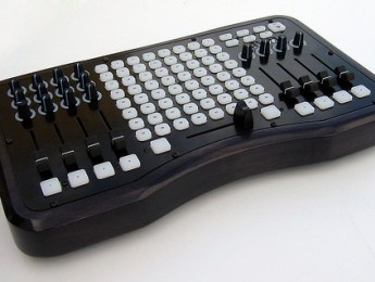 Edición especial de Halloween para Ohm64 de Livid