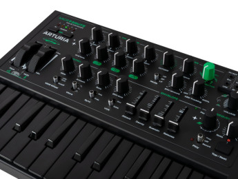 Arturia MicroBrute UFO edition, una marcianada analógica