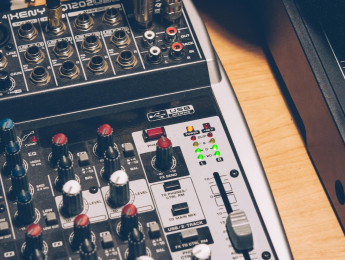 Los mejores mezcladores compactos para DAWless y otras aventuras sonoras