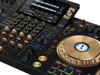 Nueva edición limitada de Alphatheta XDJ-AZ-N en color dorado
