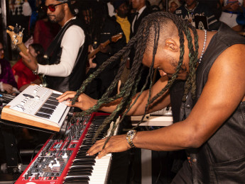 Review del Arturia AstroLab 37: toca a lo grande; viaja ligero