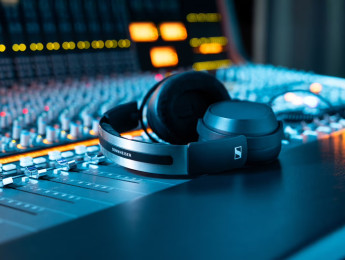 Sennheiser HD 480 PRO: auriculares cerrados de referencia con graves muy precisos