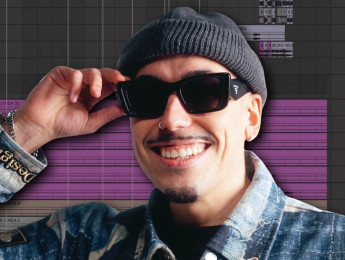 Garabatto, en su estudio: de la electrónica al pop urbano y la obsesión por la coherencia de fase