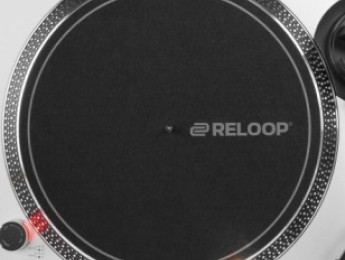 Reloop RP-2000 MK4, nuevo plato de iniciación para DJ de precio contenido