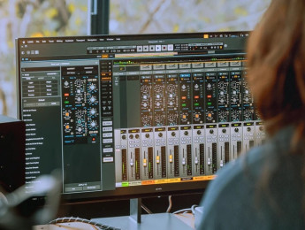 Universal Audio Luna 3.0: una pequeña revolución para el DAW gratuito