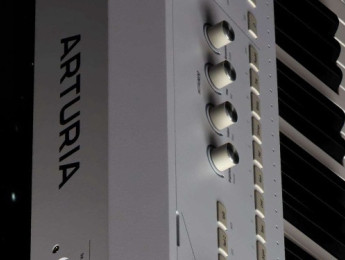 Arturia AstroLab 2.0 lleva la edición de sonido al panel frontal