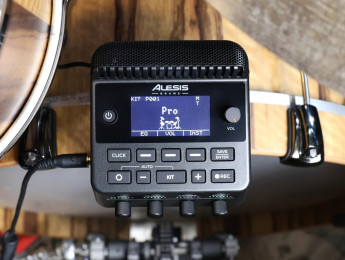 Alesis KitStream graba y hace streaming de tu batería acústica con una sola unidad
