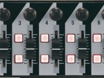 Configuración de nanoKONTROL dedicada para GarageBand y Logic