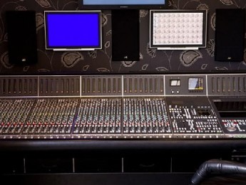 La calidad de los discos se ve afectada por el cierre de estudios