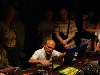 Taller de Acoustic Laptops a cargo de Tore Honoré Boe