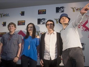 The Smashing Pumpkins vaticina que los grupos abandonarán a las discográficas