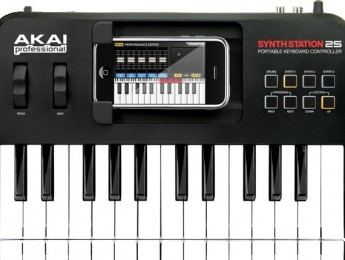 Ya está disponible SynthStation25 de Akai