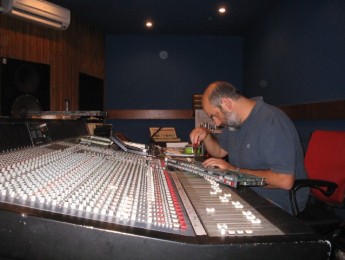 Se suspende la emisión en vivo de la masterclass de equipos analógicos