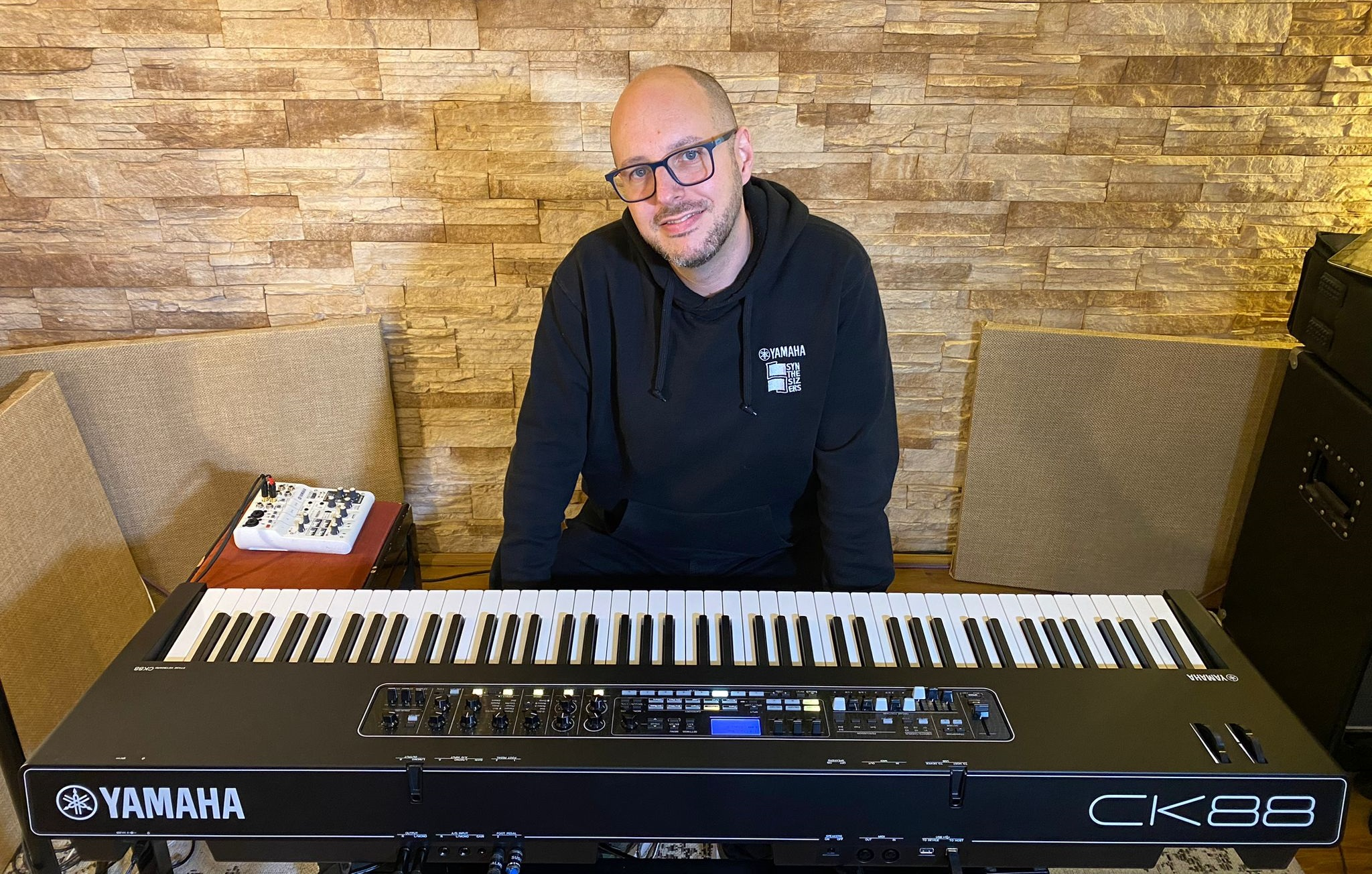 Yamaha CK61 y CK88, teclados de escenario todos | Hispasonic