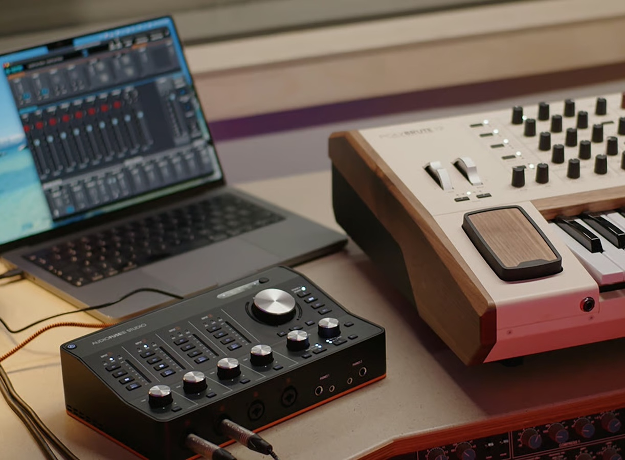 Arturia AudioFuse Studio Rev2, ahora con mejores previos y nuevo módulo de Bluetooth
