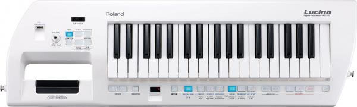 Roland Lucina AX-09 disponible