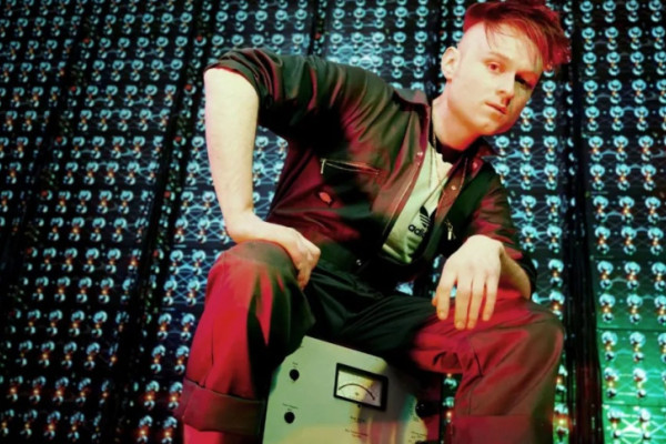 Look Mum No Computer lleva sus creaciones a Eurovisión representando a UK