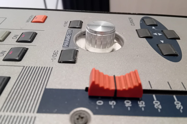 Cómo reparar un encoder o data dial: hazlo tú mismo (diy)