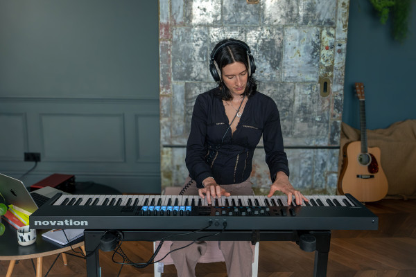 Novation Launchkey 88 MK4 completa la familia