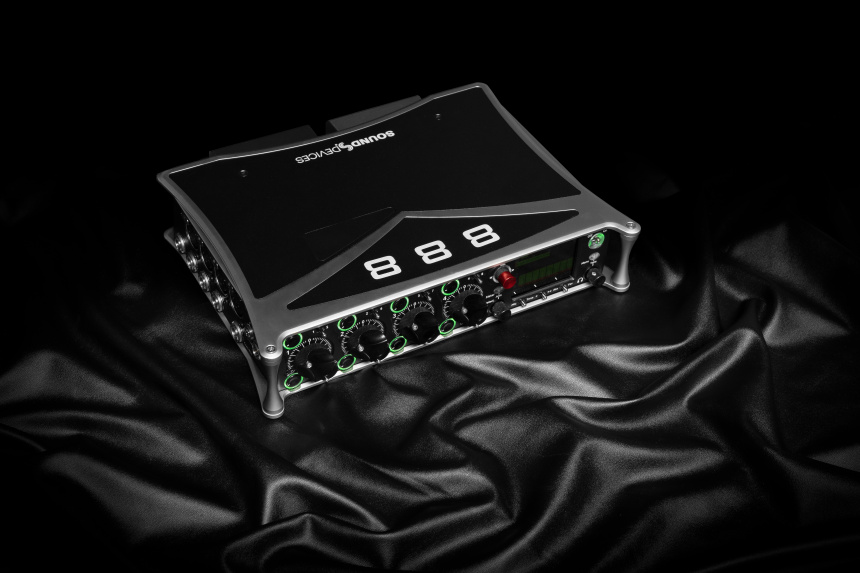 Sound Devices 888 ofrece 16 canales para grabación y mezcla en