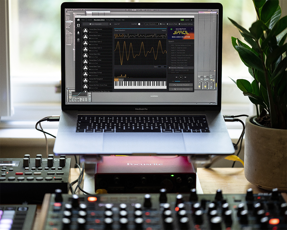 Novation Peak Y Summit Permiten Ahora Wavetables De Usuario Hispasonic