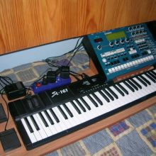 Teclado controlador y modulo de sonidos con secuenciador