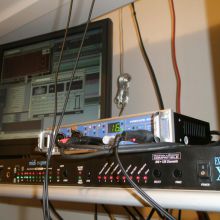 Detalle de los interfaces Audio (RME Fireface 400) y MIDI (MOUTU 8x8)