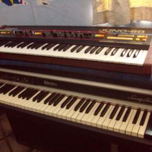 Roland Juno-60 y Rhodes