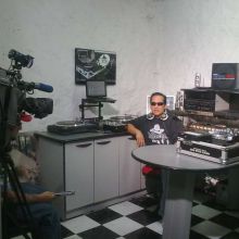 STUDIO 2 DE RADIO AUDIO VIDEO REMIX