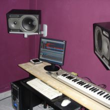 Estudio sin acondicionamiento acustico