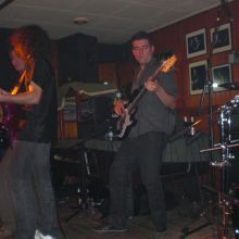 EN CONCIERTO CON QUESTIONABLES