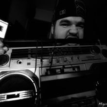 Feel the music