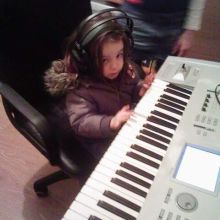 mi peke con mi primer korg triton clasic