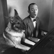 Mooffi al piano