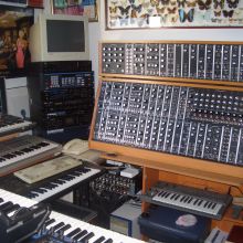 Modular system synthesizer.com 50 modules, 66 spaces two cabinets, without 3º cabinet 88 spaces photo. (private studio J.Landeira photo 2008)