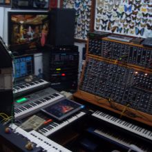 Synthesizer.com 66 spaces amp 88 spaces. 50 modules. (private studio J.Landeira photo 2010)