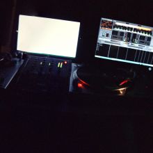 Estudio At Night