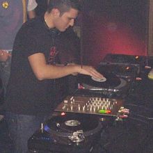 4BitMicrocomputer(N;igm)@RyC 28- 10-05